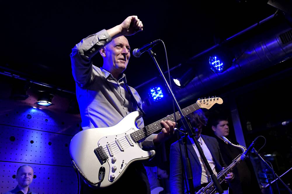 Rene Trossman a Little Big Band naplnili Jazz Dock syrovým chicagským blues