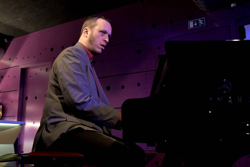 Rene Trossman a Little Big Band naplnili Jazz Dock syrovým chicagským blues