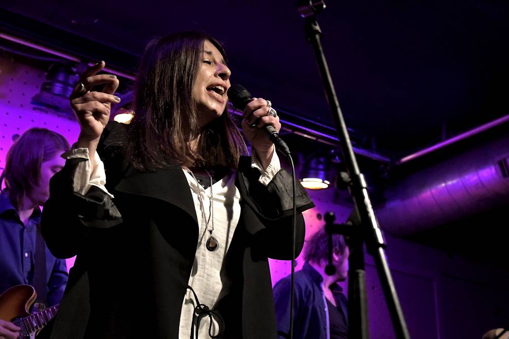 Jazz Dockem zněly písně Yvonne Sanchez v doprovodu špičkových muzikantů