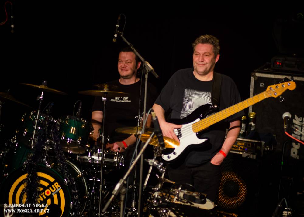 Sto zvířat rozjelo v kadaňském Orfeu sloní party