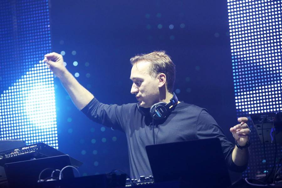 Paul van Dyk hrál opět v Brně, Boby centrum skákalo podle jeho rytmů