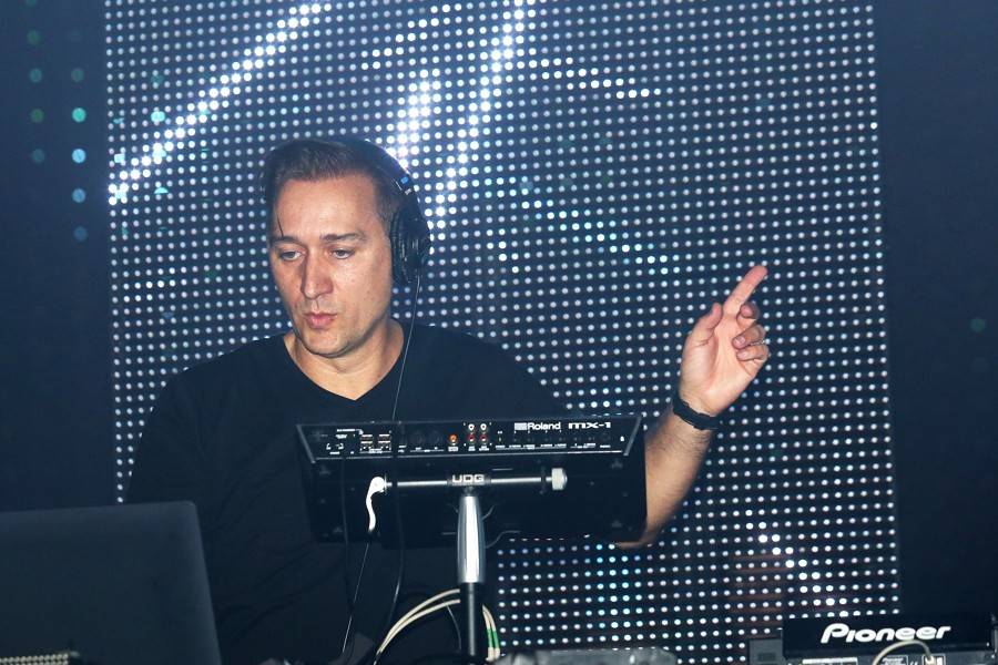 Paul van Dyk hrál opět v Brně, Boby centrum skákalo podle jeho rytmů