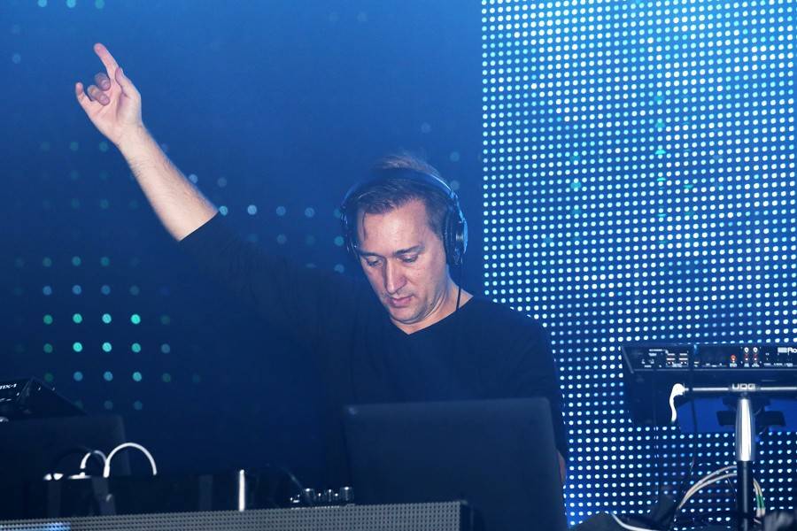 Paul van Dyk hrál opět v Brně, Boby centrum skákalo podle jeho rytmů