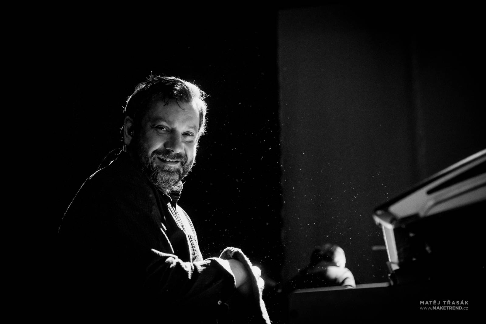 Dan Bárta s Illustratosphere přenesli diváky v Akropoli na vlastní planetu