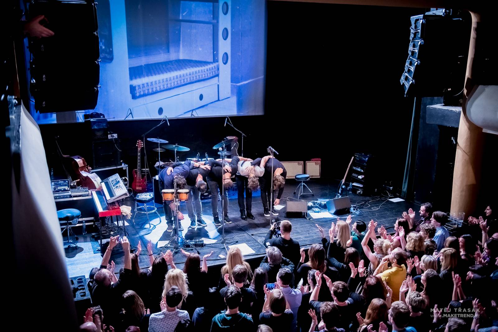 Dan Bárta s Illustratosphere přenesli diváky v Akropoli na vlastní planetu