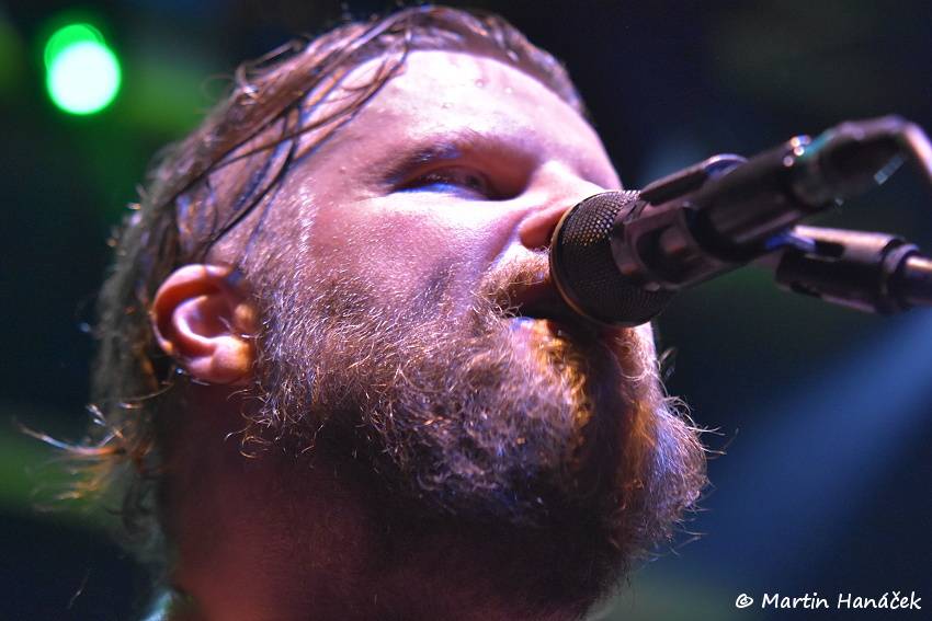 Vypsaná Fixa obstarala velikonoční mejdan ve vyprodaném Divadle pod lampou v Plzni