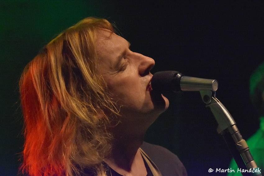 Vypsaná Fixa obstarala velikonoční mejdan ve vyprodaném Divadle pod lampou v Plzni