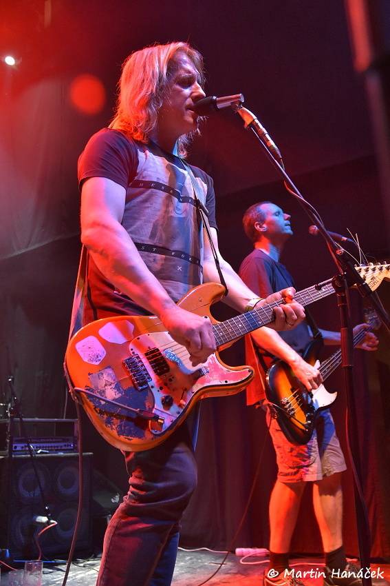 Vypsaná Fixa obstarala velikonoční mejdan ve vyprodaném Divadle pod lampou v Plzni