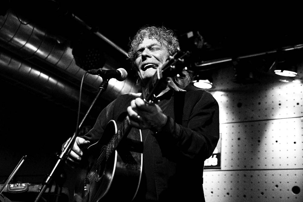 Společné světy - unikátní spojení tří vynikajících muzikantů Jesseho Ballarda, Joe Kučery a Jana Hrubého v Jazz Docku