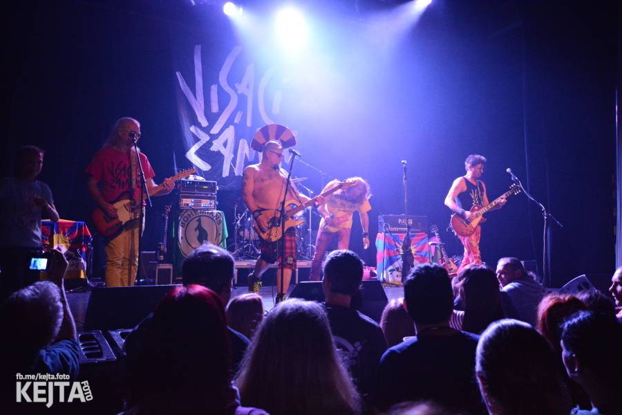 Znouzectnost a Visací zámek zavítali s Tour 66 do Prahy