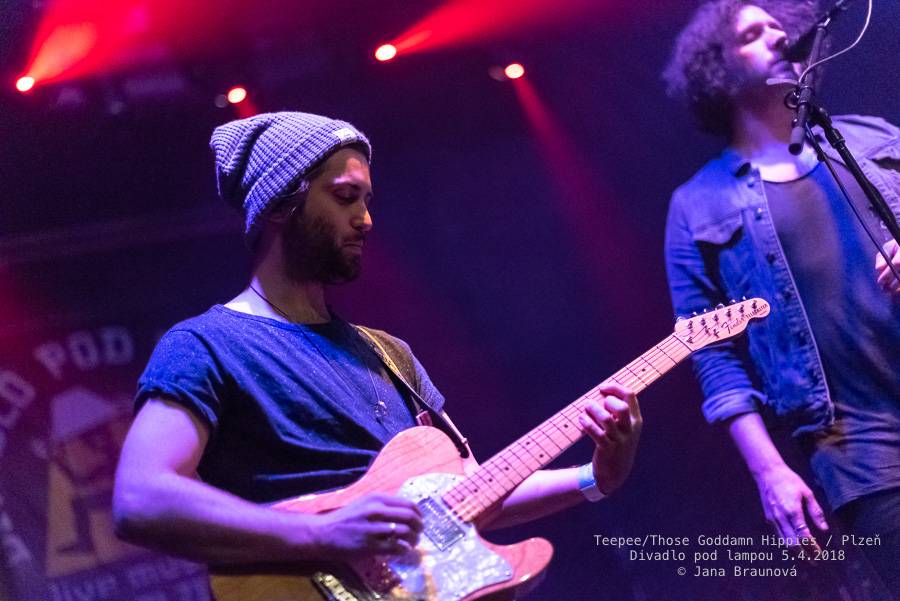 teepee se vrátili do plzeňského Divadla pod lampou, přivezli s sebou rakouské Those Goddamn Hippies