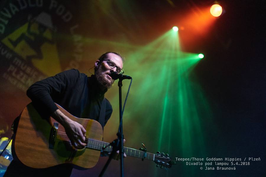 teepee se vrátili do plzeňského Divadla pod lampou, přivezli s sebou rakouské Those Goddamn Hippies