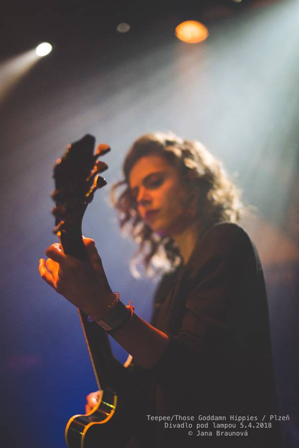 teepee se vrátili do plzeňského Divadla pod lampou, přivezli s sebou rakouské Those Goddamn Hippies