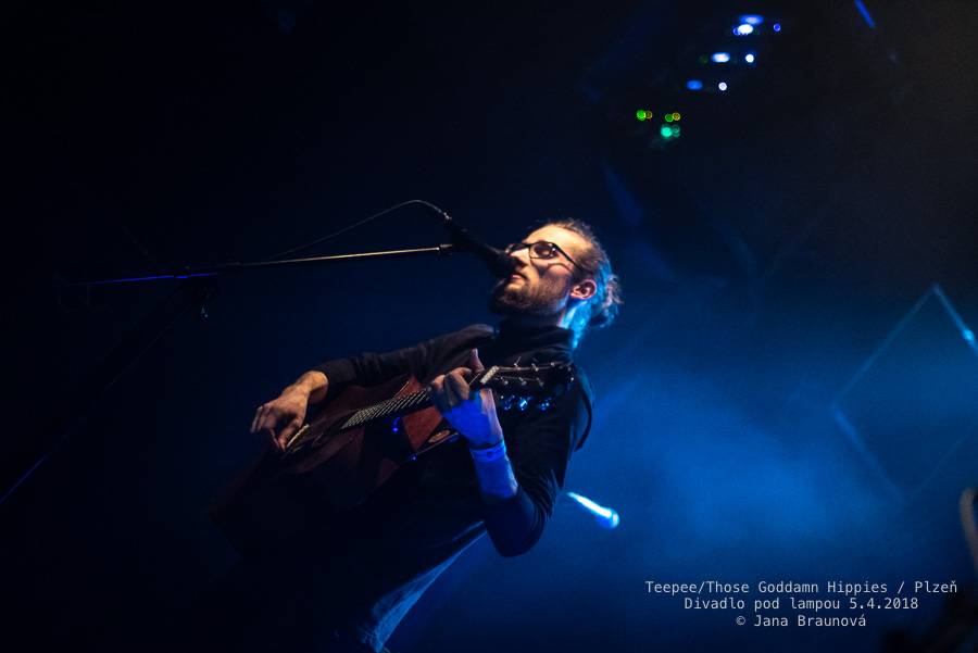 teepee se vrátili do plzeňského Divadla pod lampou, přivezli s sebou rakouské Those Goddamn Hippies