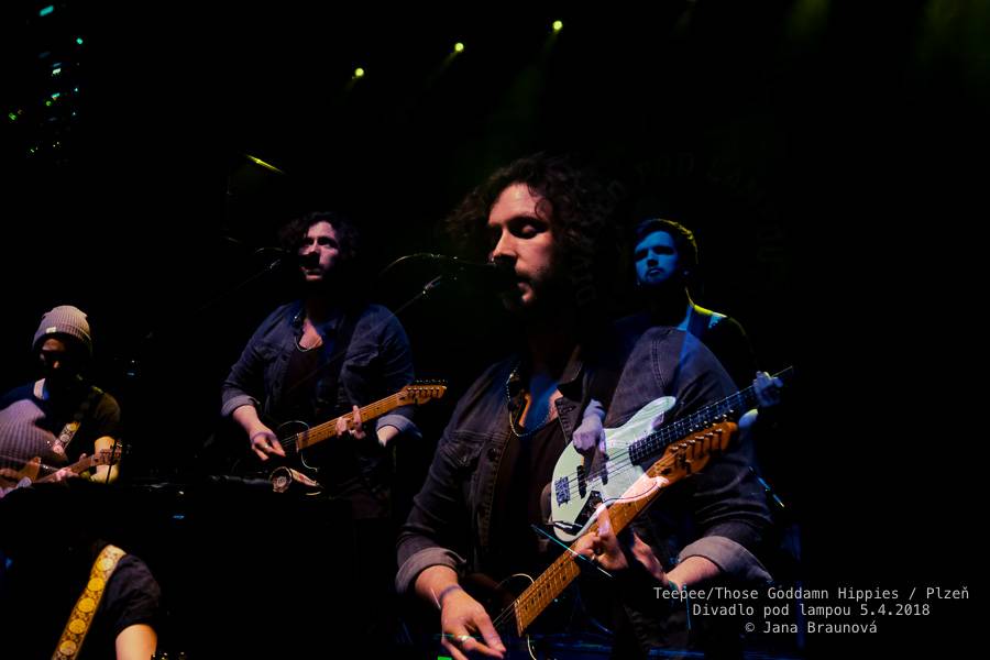 teepee se vrátili do plzeňského Divadla pod lampou, přivezli s sebou rakouské Those Goddamn Hippies
