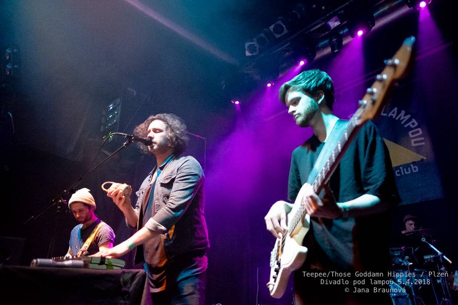 teepee se vrátili do plzeňského Divadla pod lampou, přivezli s sebou rakouské Those Goddamn Hippies