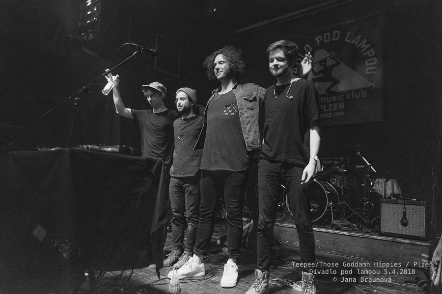 teepee se vrátili do plzeňského Divadla pod lampou, přivezli s sebou rakouské Those Goddamn Hippies