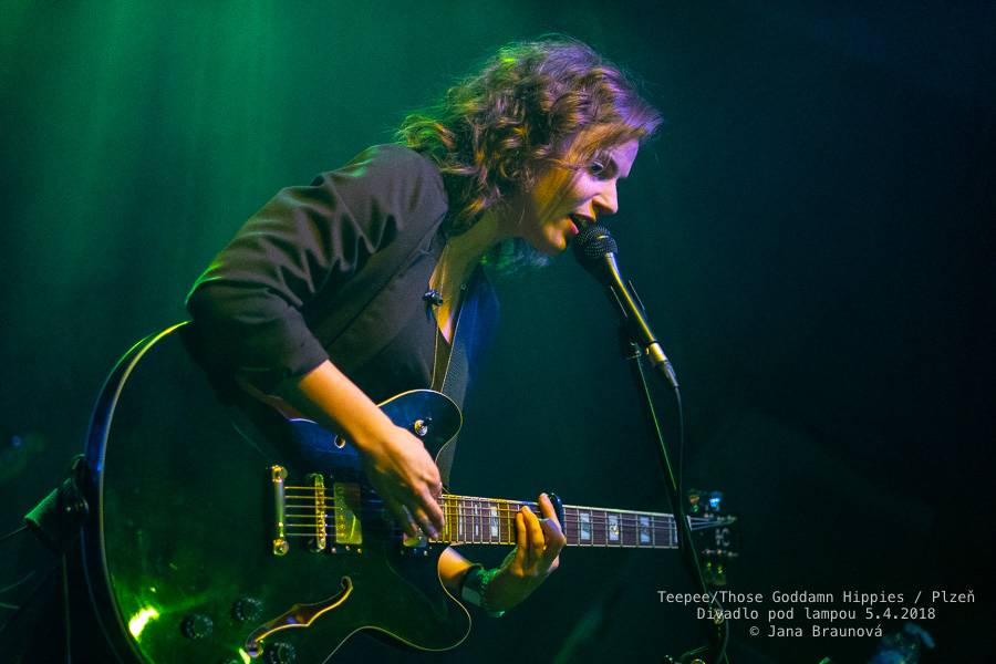 teepee se vrátili do plzeňského Divadla pod lampou, přivezli s sebou rakouské Those Goddamn Hippies