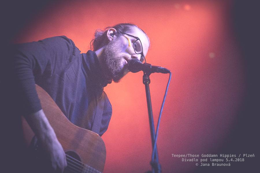teepee se vrátili do plzeňského Divadla pod lampou, přivezli s sebou rakouské Those Goddamn Hippies