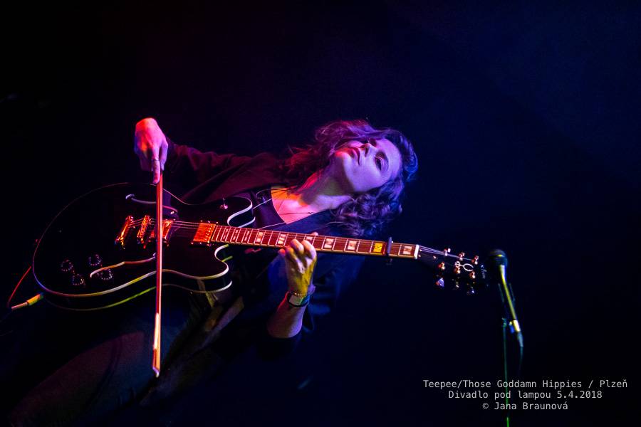 teepee se vrátili do plzeňského Divadla pod lampou, přivezli s sebou rakouské Those Goddamn Hippies