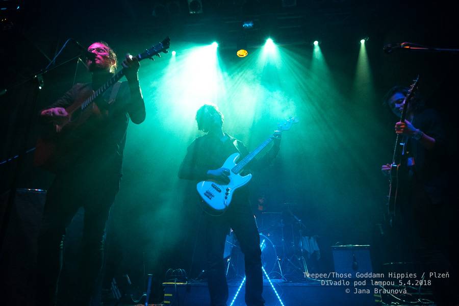 teepee se vrátili do plzeňského Divadla pod lampou, přivezli s sebou rakouské Those Goddamn Hippies