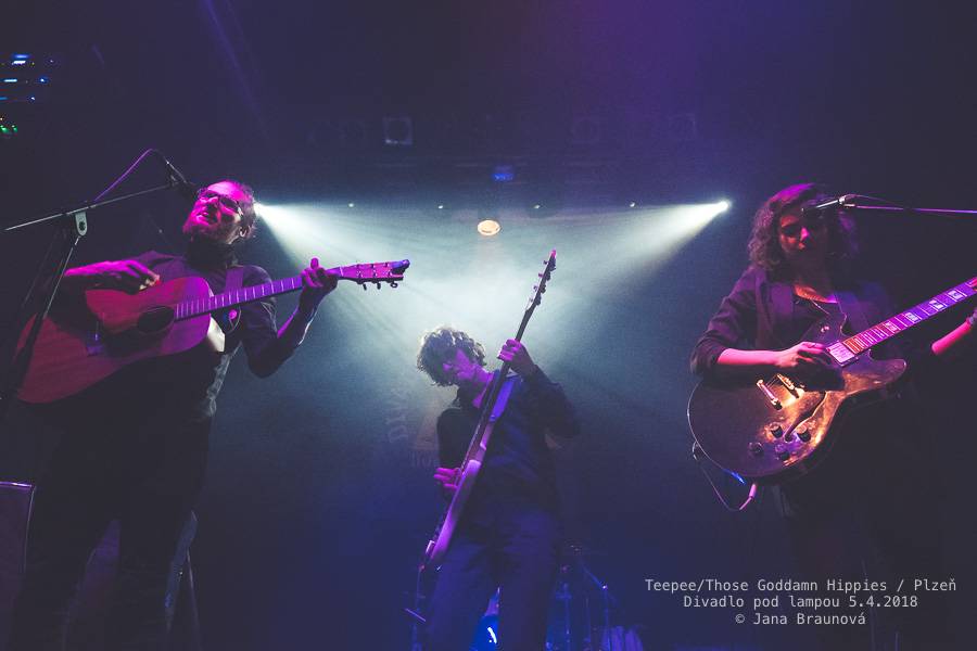 teepee se vrátili do plzeňského Divadla pod lampou, přivezli s sebou rakouské Those Goddamn Hippies