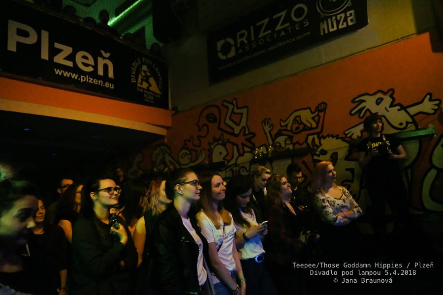 teepee se vrátili do plzeňského Divadla pod lampou, přivezli s sebou rakouské Those Goddamn Hippies
