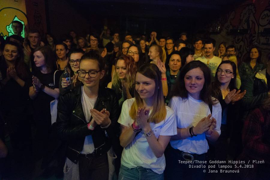 teepee se vrátili do plzeňského Divadla pod lampou, přivezli s sebou rakouské Those Goddamn Hippies