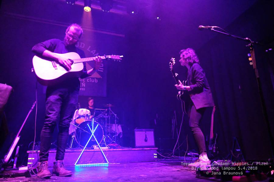 teepee se vrátili do plzeňského Divadla pod lampou, přivezli s sebou rakouské Those Goddamn Hippies