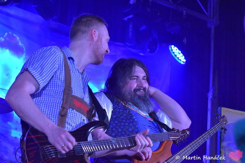 Trautenberk se představil v plzeňské Alfě, rozezpíval celý sál