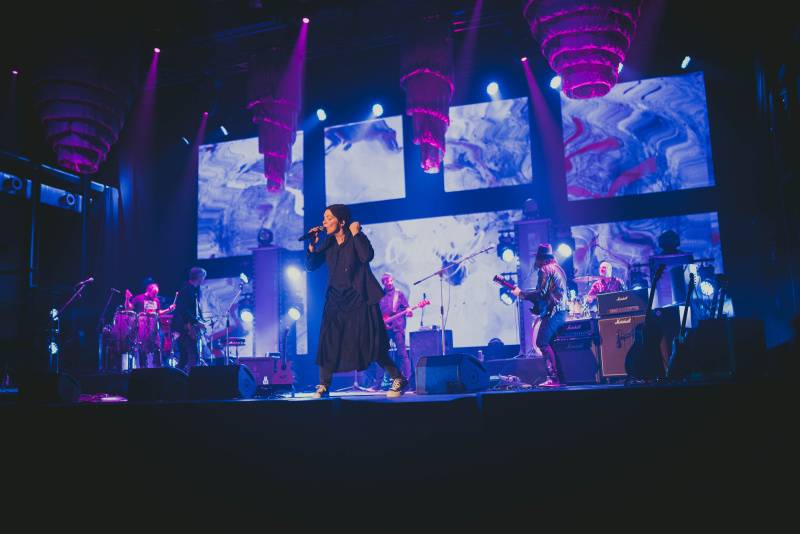 Anna K. odstartovala turné Moje světlo v Ostravě za doprovodu dětí i Miraie Navrátila