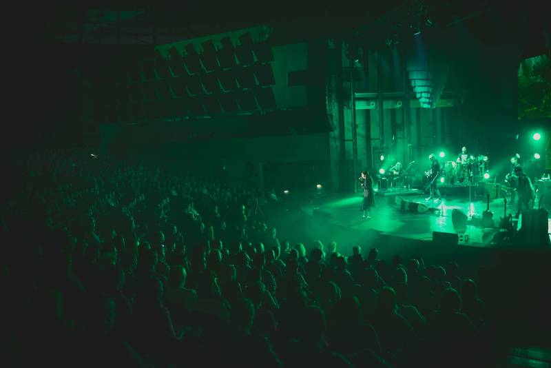 Anna K. odstartovala turné Moje světlo v Ostravě za doprovodu dětí i Miraie Navrátila