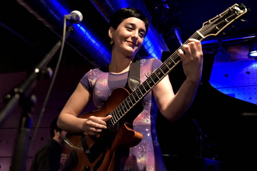 Chilská zpěvačka a kytaristka Camila Meza se v Jazz Docku představila v rámci Amerického jara
