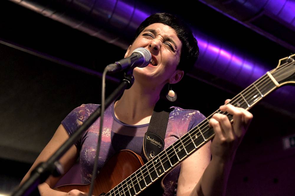 Chilská zpěvačka a kytaristka Camila Meza se v Jazz Docku představila v rámci Amerického jara