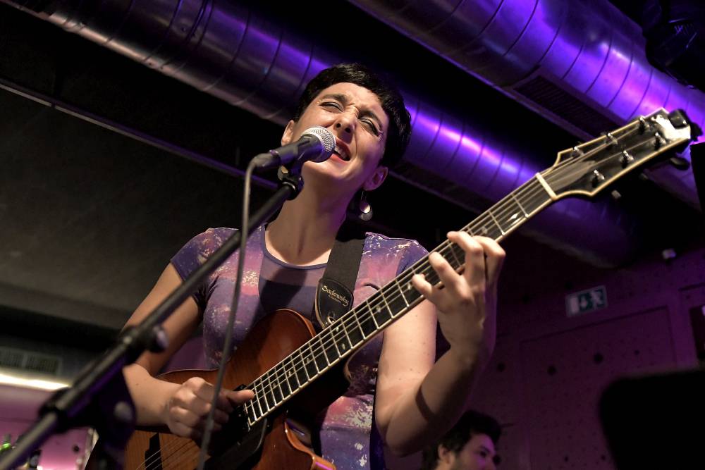 Chilská zpěvačka a kytaristka Camila Meza se v Jazz Docku představila v rámci Amerického jara