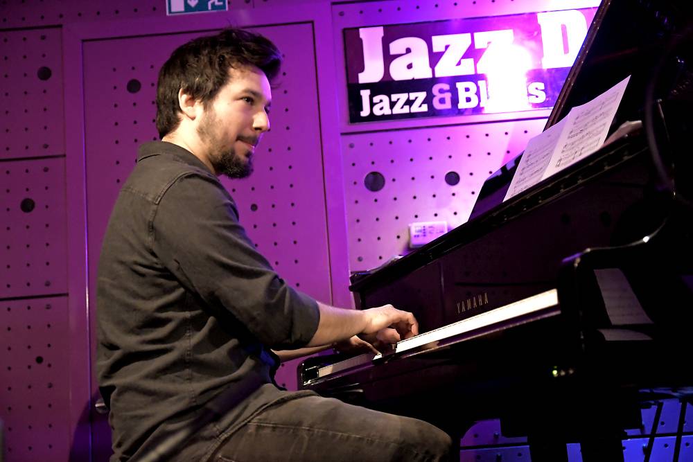 Chilská zpěvačka a kytaristka Camila Meza se v Jazz Docku představila v rámci Amerického jara