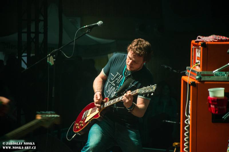 Raprint fest v Mostě ovládli Arakain s Lucií Bílou