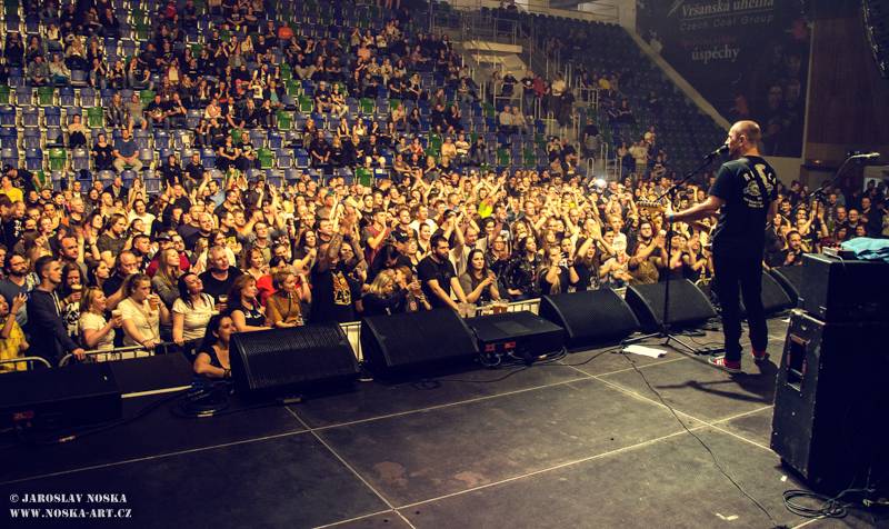 Raprint fest v Mostě ovládli Arakain s Lucií Bílou