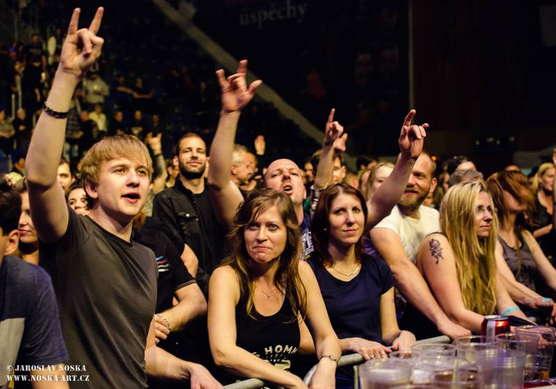 Raprint fest v Mostě ovládli Arakain s Lucií Bílou