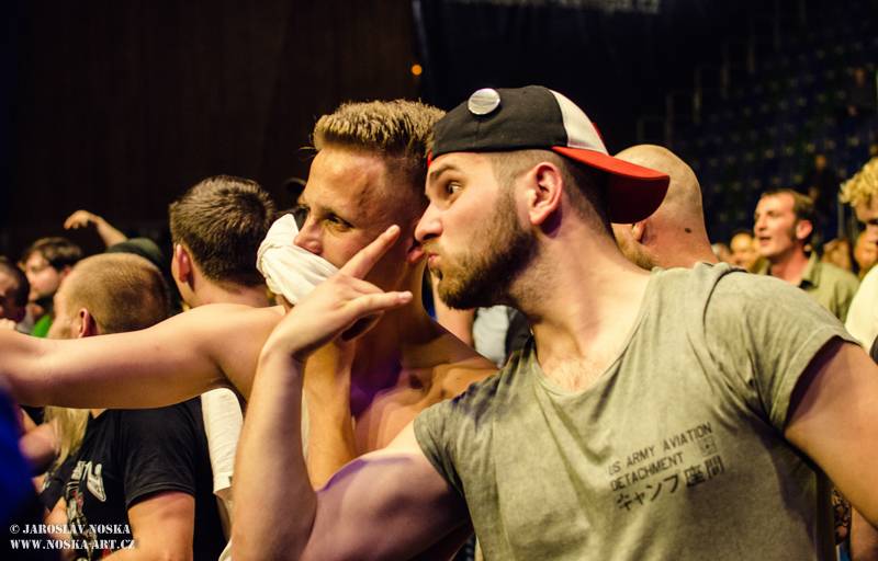 Raprint fest v Mostě ovládli Arakain s Lucií Bílou