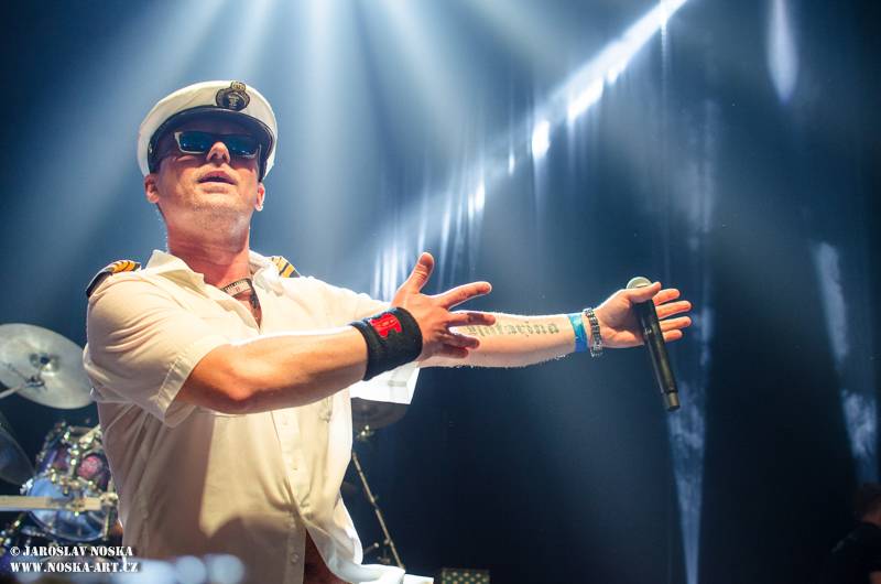 Raprint fest v Mostě ovládli Arakain s Lucií Bílou