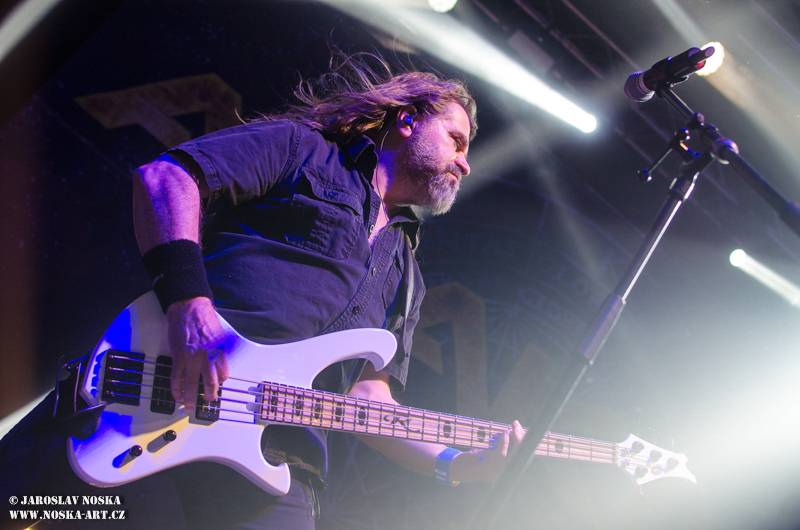 Raprint fest v Mostě ovládli Arakain s Lucií Bílou