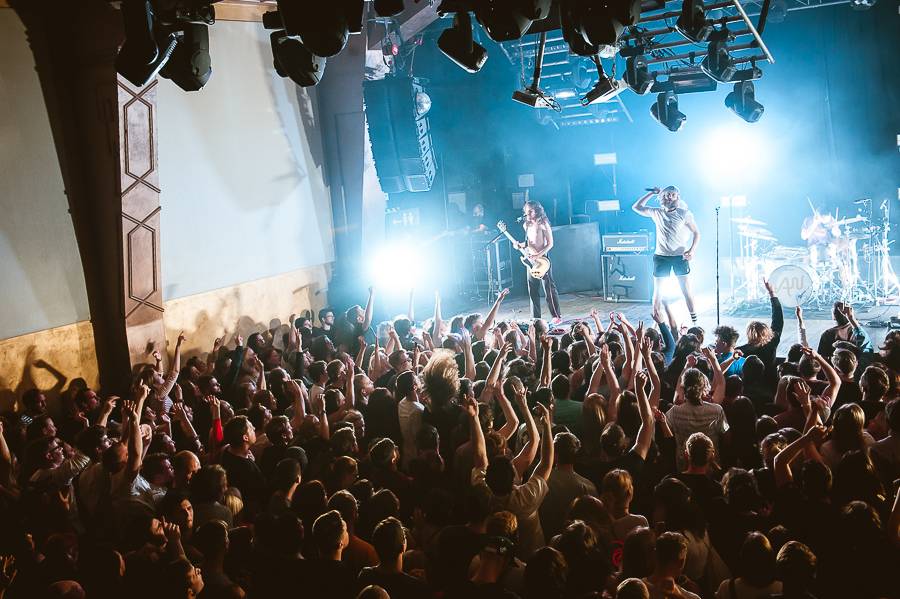 Pražská Roxy si střihla tělocvik v podání Awolnation 