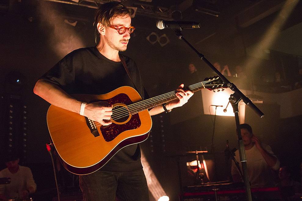 Billy Barman se v Praze předvedli spolu se slovenskými zpěvačkami