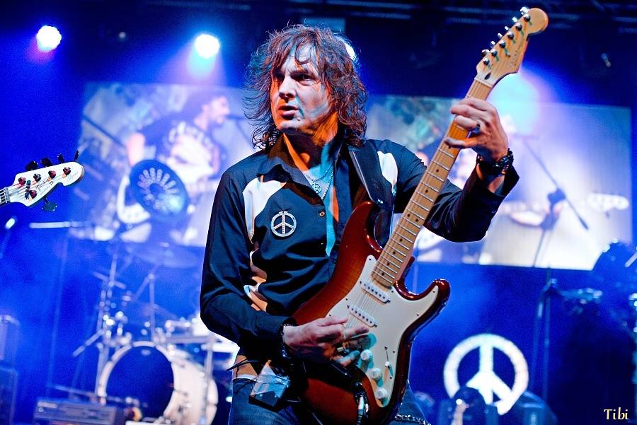 Souboj rebelů v Českých Budějovicích: Fanoušky rozpálili Tublatanka a Citron