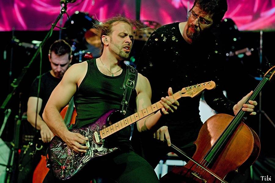 Souboj rebelů v Českých Budějovicích: Fanoušky rozpálili Tublatanka a Citron