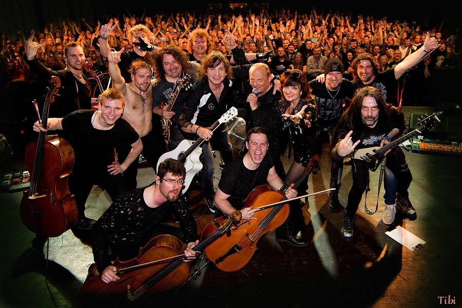 Souboj rebelů v Českých Budějovicích: Fanoušky rozpálili Tublatanka a Citron