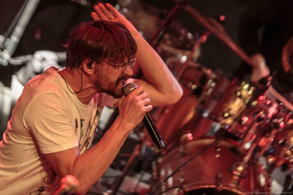 J.A.R. vyeskalovali dobro ve vyprodaném Lucerna Music Baru