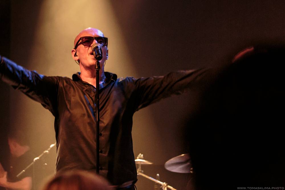 J.A.R. vyeskalovali dobro ve vyprodaném Lucerna Music Baru