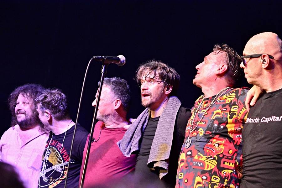 J.A.R. naplnili brněnskou Flédu pozitivní energií